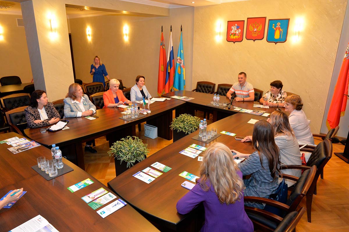 Состоялась встреча предпринимателей, представителей образования и администрации городских округов Одинцовского и Власиха